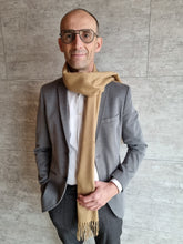 Afbeelding in Gallery-weergave laden, Beige Sjaal
