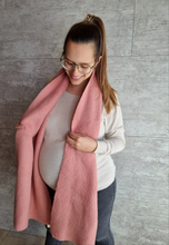 Afbeelding in Gallery-weergave laden, Roze warme/dikke sjaal

